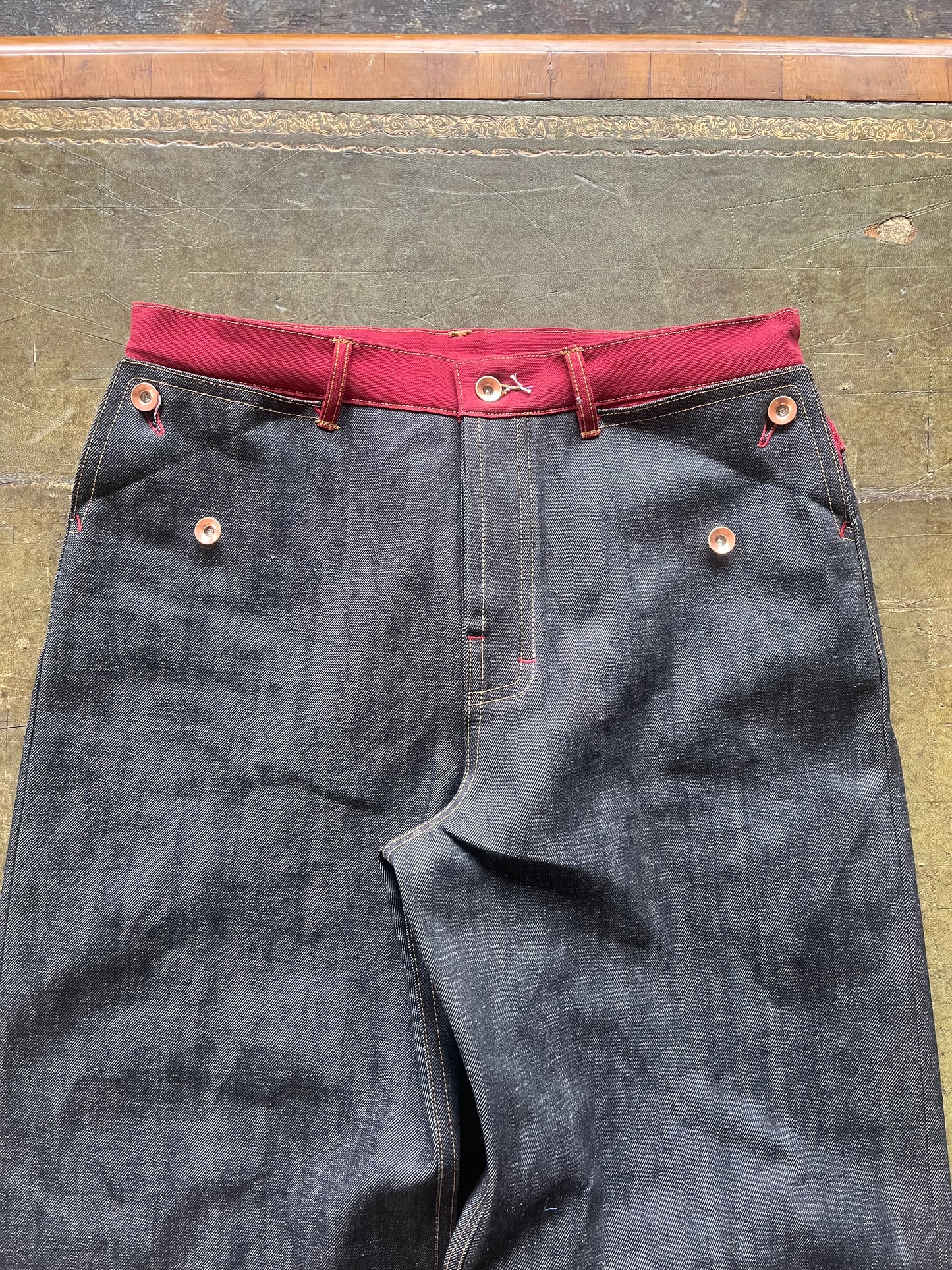 Red/Charcoal Hybrids